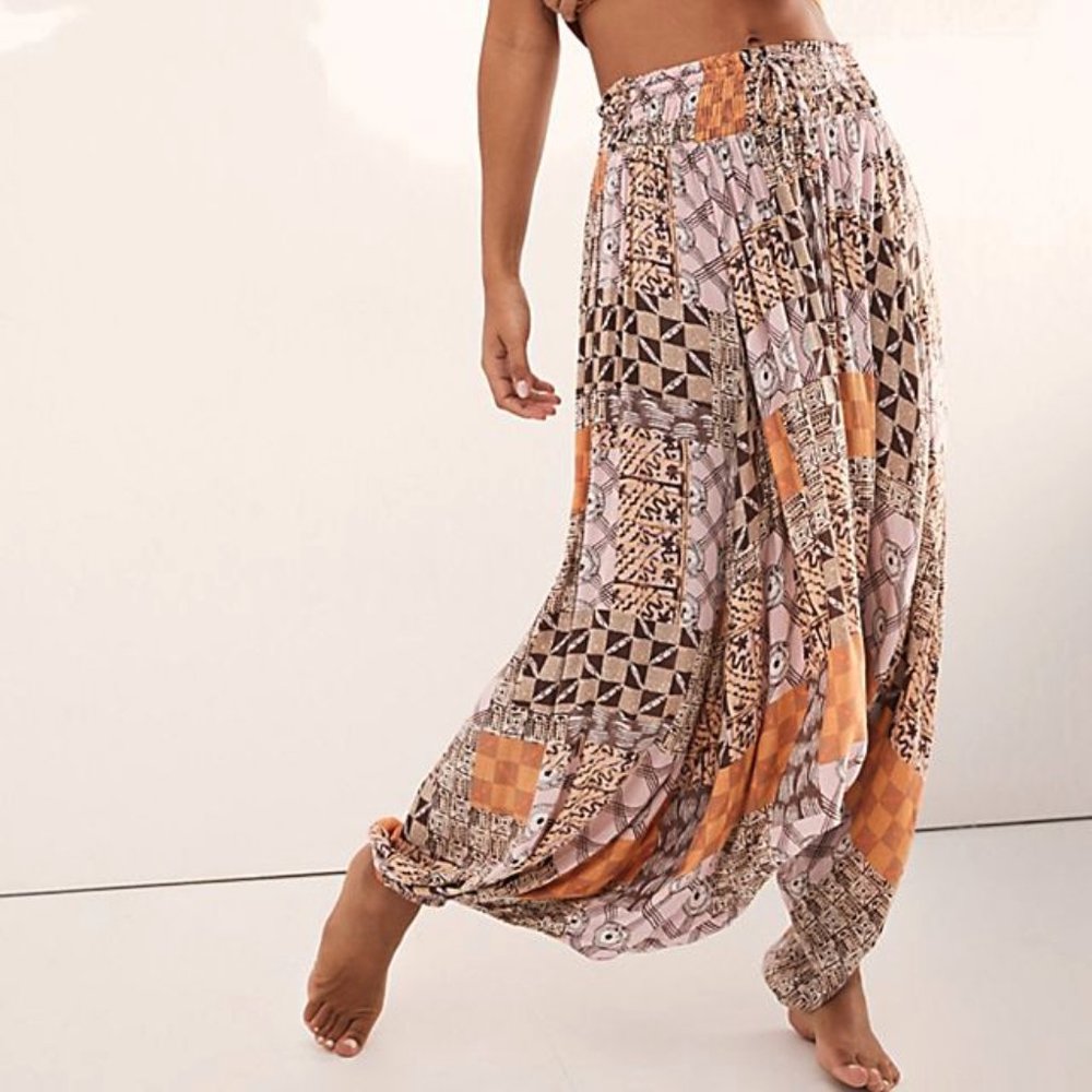 Free People Geometric Print Harem Pants - Orange and Black